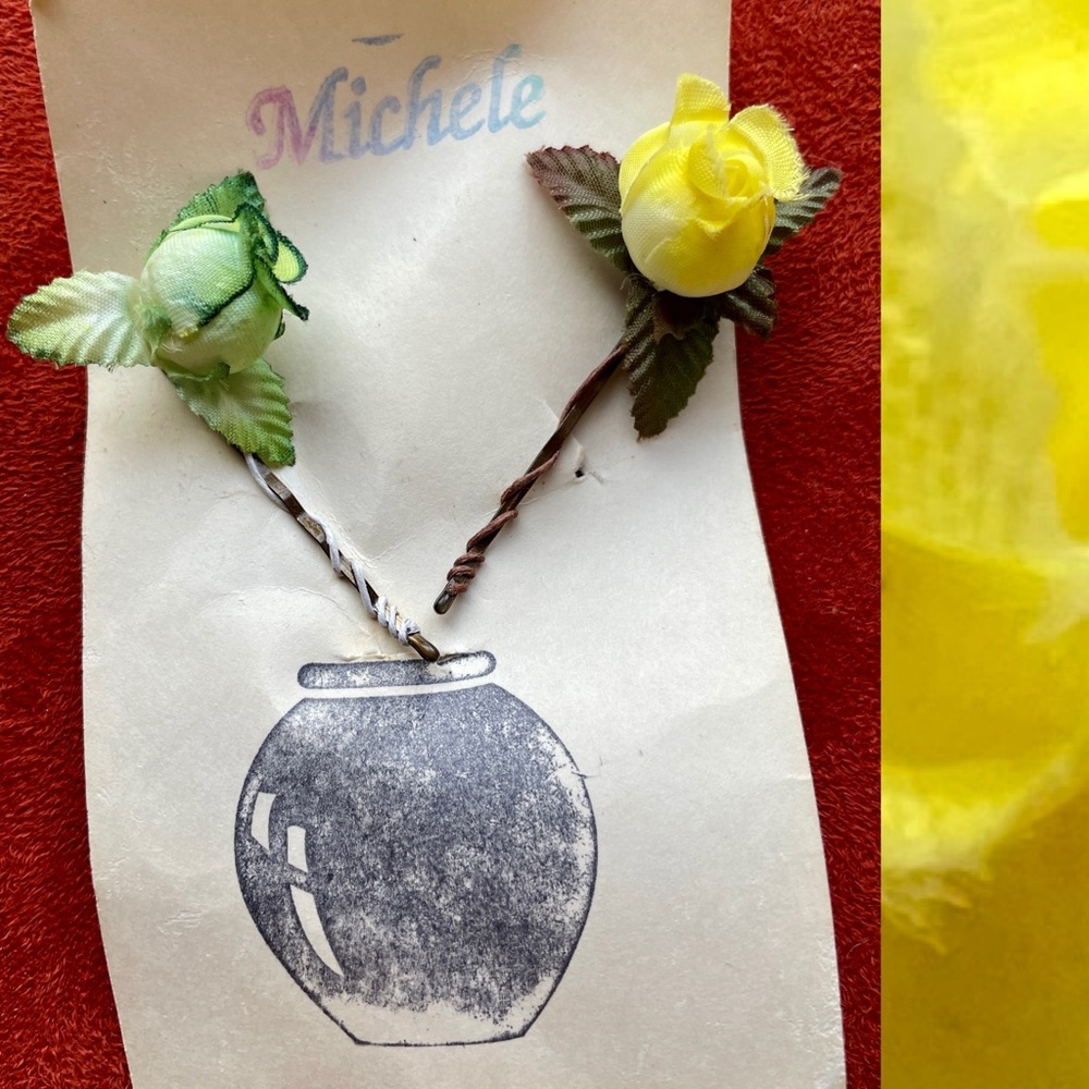 Handmade NWT Fabric Floral ROSES HAIR PINS